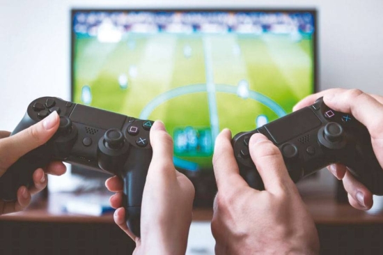 《健康》：电子游戏成瘾导致青少年“欺凌”